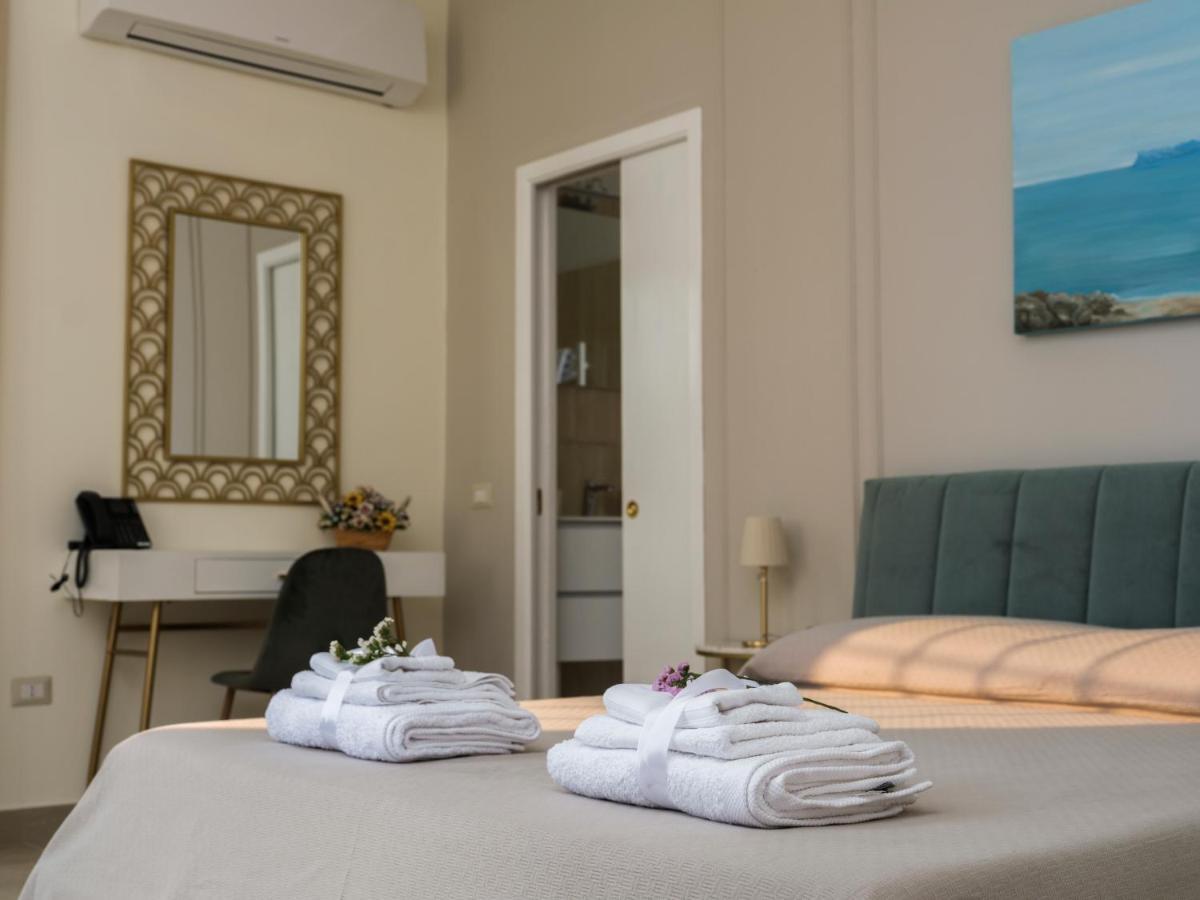 Bed and Breakfast Chiostro San Francesco - Casa Di Ospitalita Religiosa Neapel Exterior foto